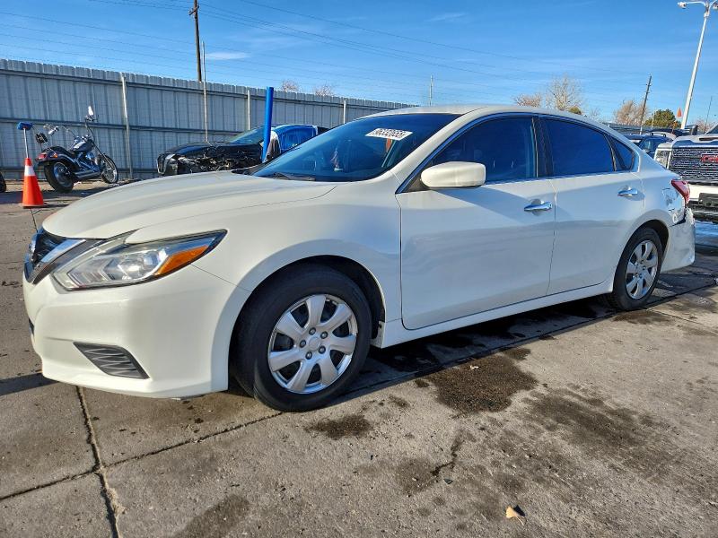 NISSAN ALTIMA 2.5 2017 with VIN 1N4AL3AP6HC233941 - Photo from auction