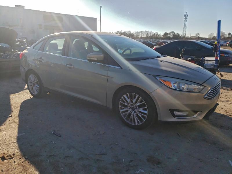 Photo 4 from auction – 2015 FORD FOCUS TITA with VIN 1FADP3J24FL362358