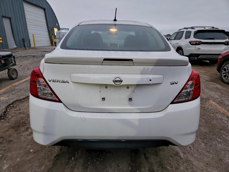 Photo 6 from auction – 2017 NISSAN VERSA S with VIN 3N1CN7AP3HL867817