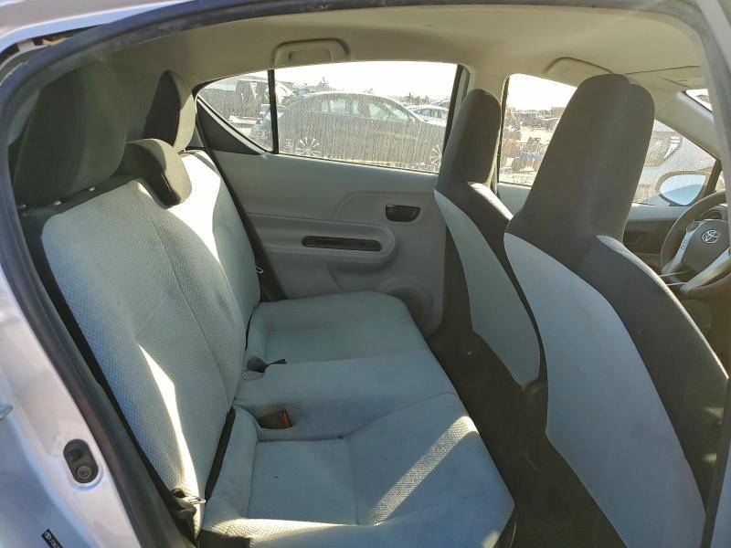 Photo 10 from auction – 2013 TOYOTA PRIUS C with VIN JTDKDTB37D1532304