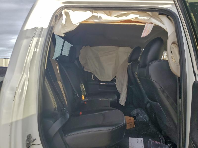 Photo 10 from auction – 2016 RAM 2500 LARAM with VIN 3C6UR5FL0GG330496