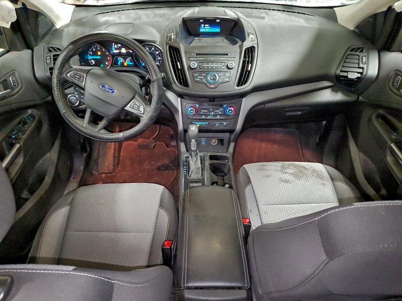 Photo 8 from auction – 2017 FORD ESCAPE SE with VIN 1FMCU0GD5HUD26371