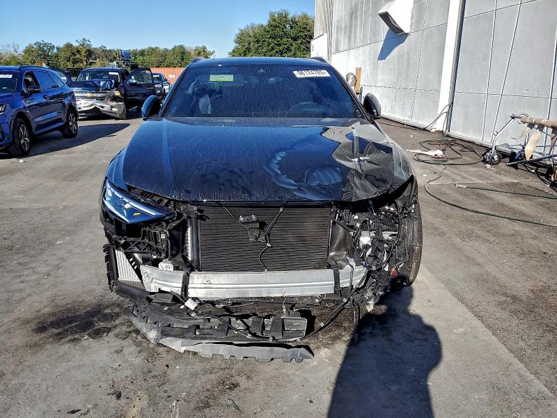 Photo 5 from auction – 2025 AUDI SQ8 PRESTI with VIN WA1CWBF19SD038002