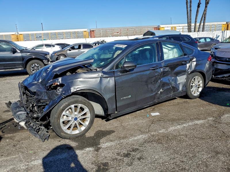 FORD FUSION SE 2019 with VIN 3FA6P0LU2KR174214 - Photo from auction