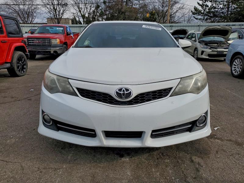 Photo 5 from auction – 2012 TOYOTA CAMRY SE with VIN 4T1BK1FK2CU018218