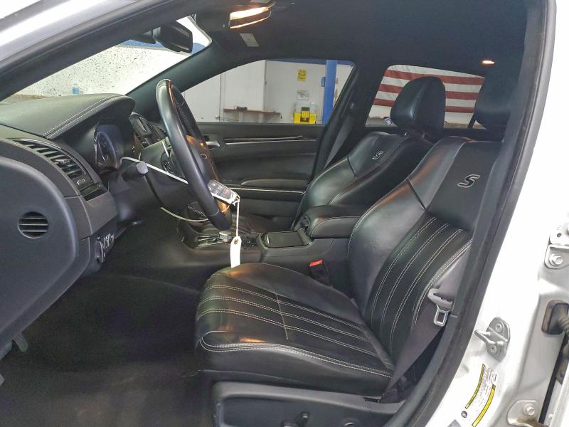 Photo 7 from auction – 2017 CHRYSLER 300 S with VIN 2C3CCABT2HH639106