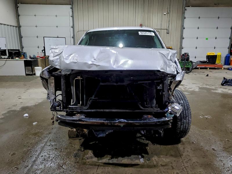 Photo 5 from auction – 2010 CHEVROLET AVALANCHE with VIN 3GNVKEE08AG284570