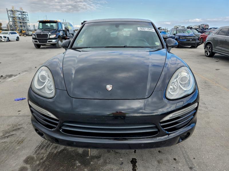 Photo 5 from auction – 2012 PORSCHE CAYENNE with VIN WP1AA2A27CLA01063
