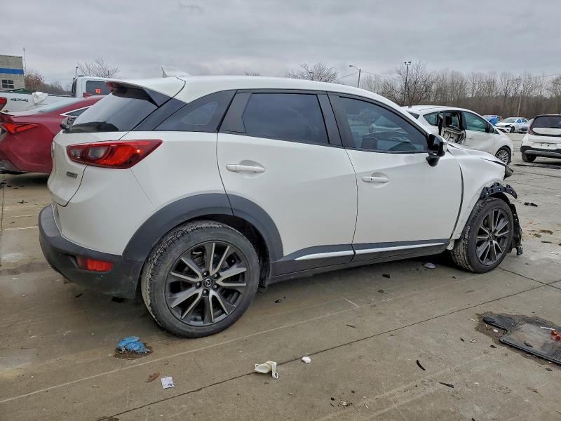 Photo 3 from auction – 2016 MAZDA CX-3 GRAND with VIN JM1DKDD7XG0131781