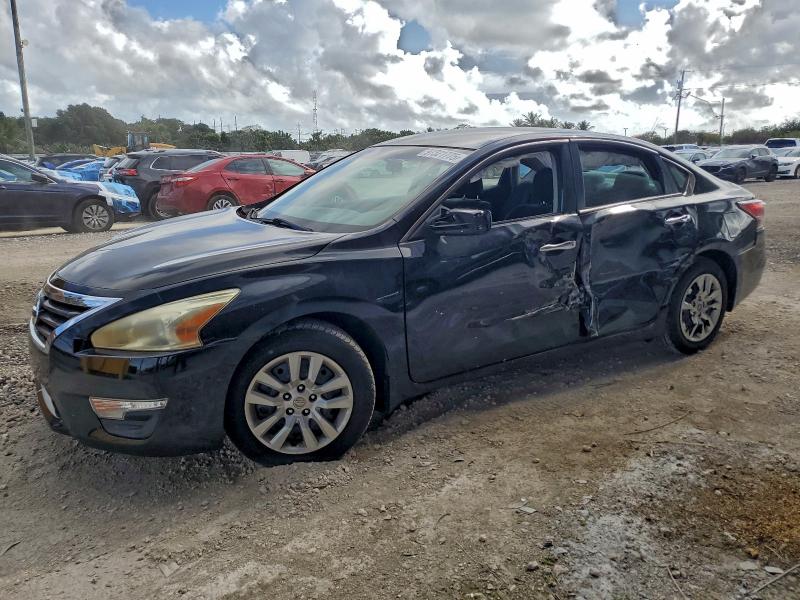 NISSAN ALTIMA 2.5 2014 with VIN 1N4AL3AP1EC174471 - Photo from auction