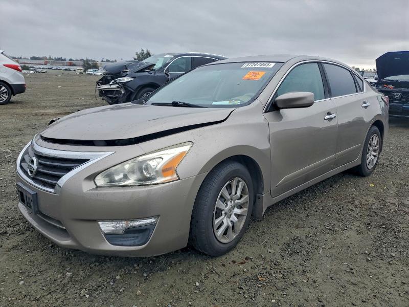 NISSAN ALTIMA 2.5 2015 with VIN 1N4AL3AP4FN923284 - Photo from auction