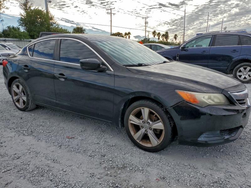 Photo 4 from auction – 2014 ACURA ILX 20 with VIN 19VDE1F31EE000638