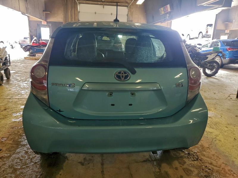 Photo 6 from auction – 2013 TOYOTA PRIUS C with VIN JTDKDTB37D1038878