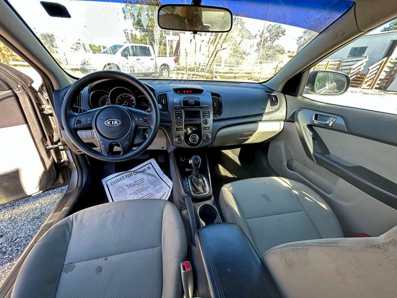 Photo 9 from auction – 2013 KIA FORTE EX with VIN KNAFU4A22D5655692