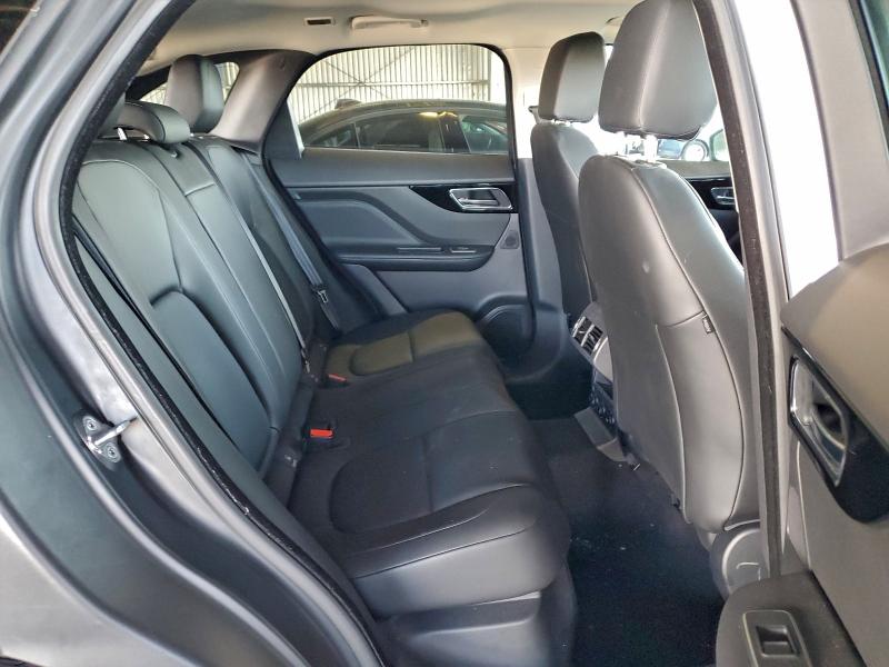 Photo 11 from auction – 2017 JAGUAR F-PACE PRE with VIN SADCJ2BV1HA067067