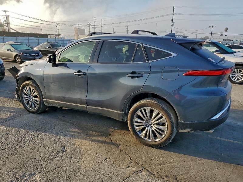 Photo 2 from auction – 2021 TOYOTA VENZA LE with VIN JTEAAAAH6MJ044883