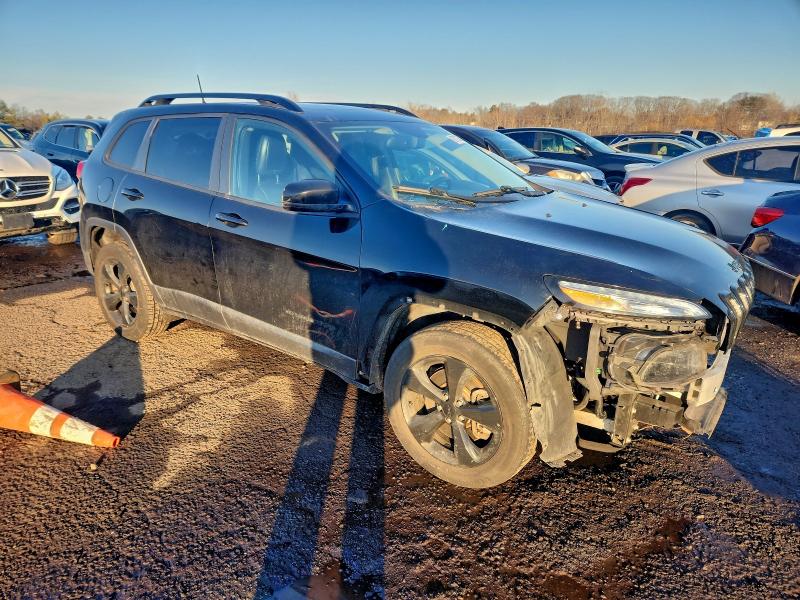 Photo 4 from auction – 2017 JEEP CHEROKEE L with VIN 1C4PJMDB4HW560806