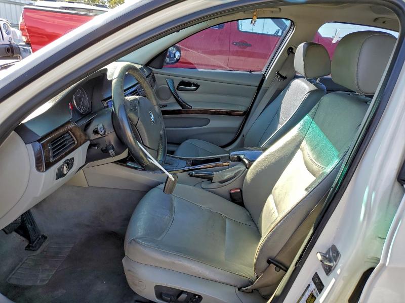 Photo 7 from auction – 2011 BMW 328 I with VIN WBAPH7C5XBE130782
