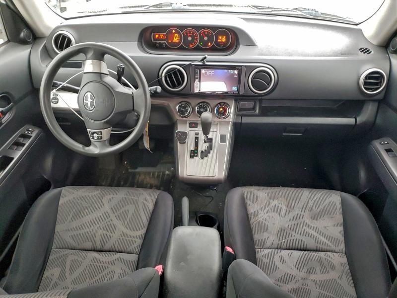 Photo 8 from auction – 2014 TOYOTA SCION XB with VIN JTLZE4FE4EJ056516