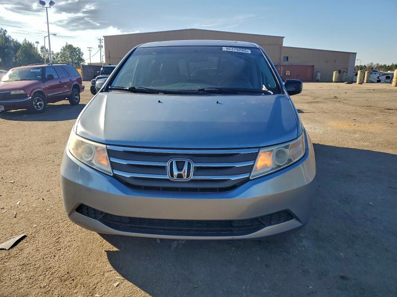 Photo 5 from auction – 2011 HONDA ODYSSEY EX with VIN 5FNRL5H62BB074996