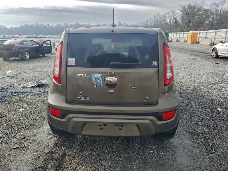 Photo 6 from auction – 2013 KIA SOUL + with VIN KNDJT2A62D7511166