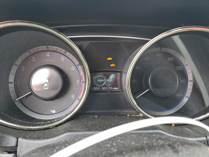 Photo 9 from auction – 2012 HYUNDAI SONATA SE with VIN 5NPEC4AB4CH449743