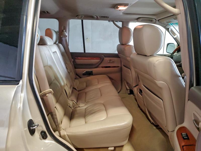 Photo 11 from auction – 2004 LEXUS LX 470 with VIN JTJHT00W043537256