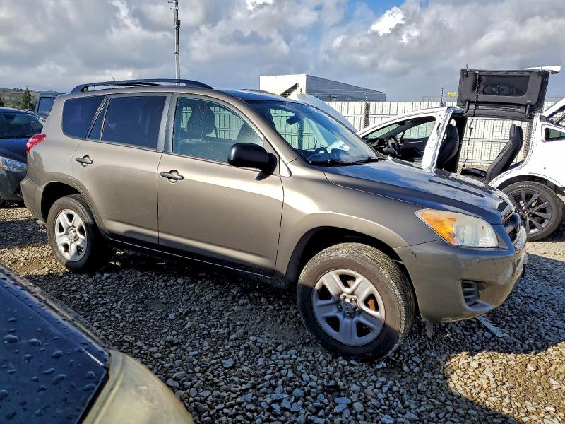 Photo 4 from auction – 2011 TOYOTA RAV4 with VIN 2T3ZF4DV4BW077844