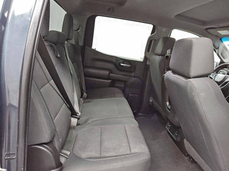 Photo 10 from auction – 2019 CHEVROLET SILVERADO with VIN 3GCPWBEH0KG224777