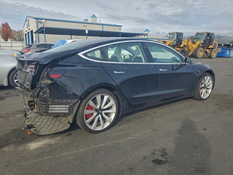 Photo 3 from auction – 2018 TESLA MODEL 3 with VIN 5YJ3E1EB1JF078627