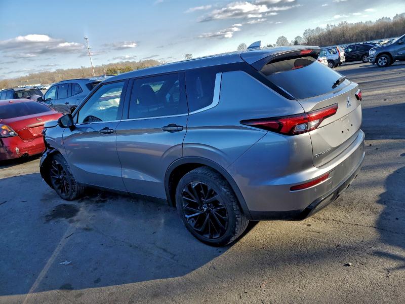 Photo 2 from auction – 2022 MITSUBISHI OUTLANDER with VIN JA4J3UA89NZ056121
