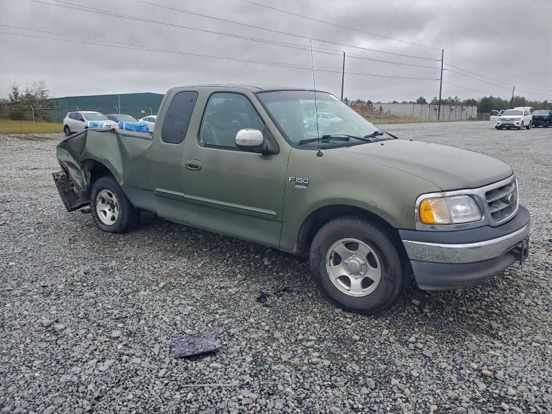 Photo 4 from auction – 2002 FORD F150 with VIN 2FTRX17W62CA18145