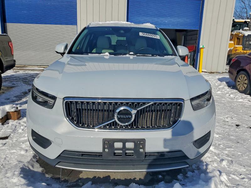 Photo 5 from auction – 2020 VOLVO XC40 T5 MO with VIN YV4162UK7L2203340
