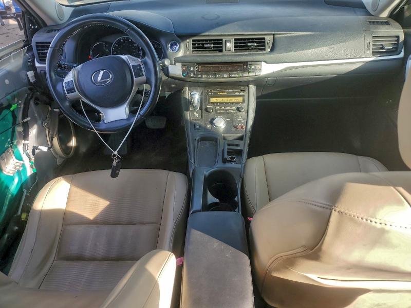 Photo 8 from auction – 2011 LEXUS CT 200 with VIN JTHKD5BH5B2010400