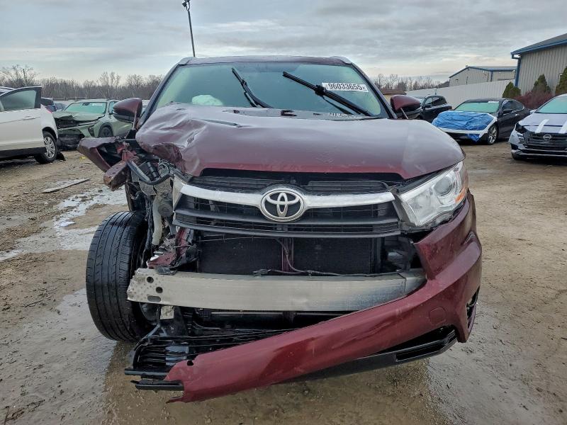 Photo 5 from auction – 2016 TOYOTA HIGHLANDER with VIN 5TDYKRFH4GS127677