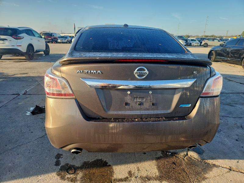 Photo 6 from auction – 2014 NISSAN ALTIMA 2.5 with VIN 1N4AL3AP2EN261431
