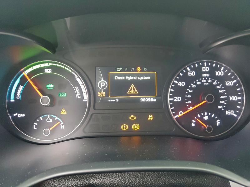 Photo 9 from auction – 2017 KIA OPTIMA PLU with VIN KNAGV4LD6H5010145