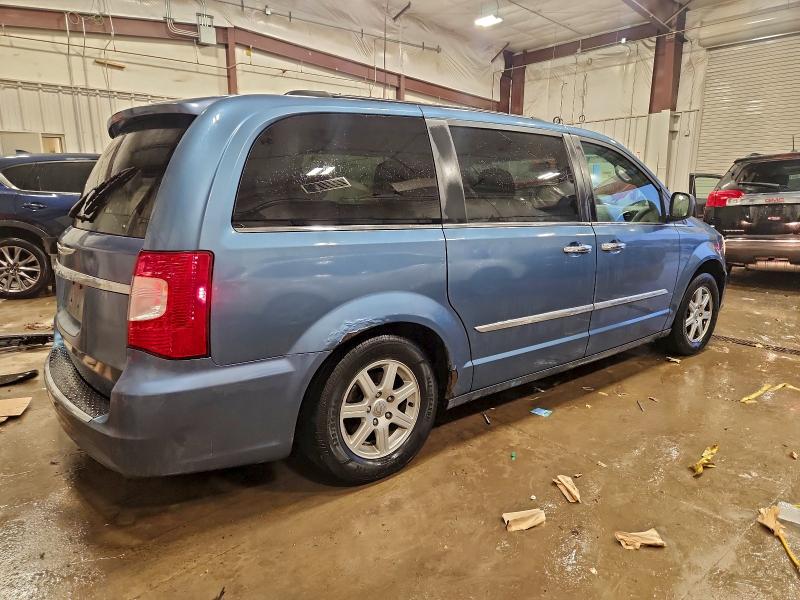 Photo 3 from auction – 2011 CHRYSLER TOWN & COU with VIN 2A4RR5DG6BR780185