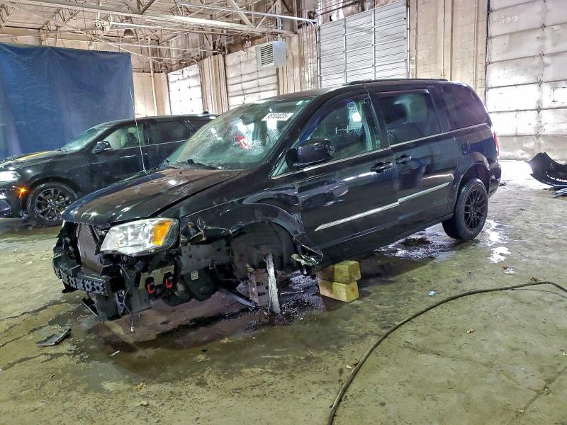 CHRYSLER TOWN & COU 2013 with VIN 2C4RC1BG1DR708512 - Photo from auction