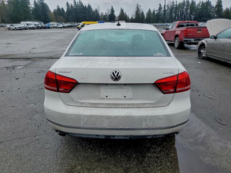 Photo 6 from auction – 2012 VOLKSWAGEN PASSAT SEL with VIN 1VWCM7A39CC021335