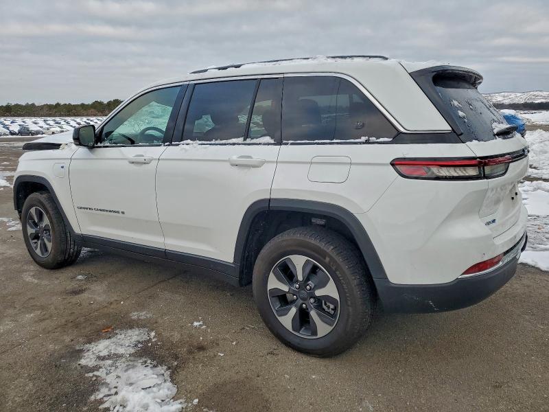Photo 2 from auction – 2024 JEEP GRAND CHER with VIN 1C4RJYB60RC110997