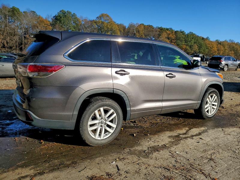 Photo 3 from auction – 2016 TOYOTA HIGHLANDER with VIN 5TDZARFH2GS018545