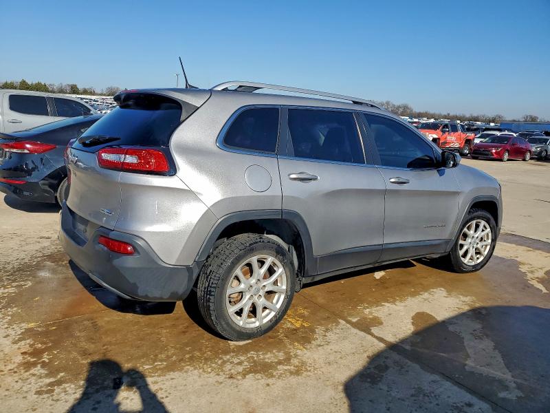 Photo 3 from auction – 2018 JEEP CHEROKEE L with VIN 1C4PJLLB8JD534948