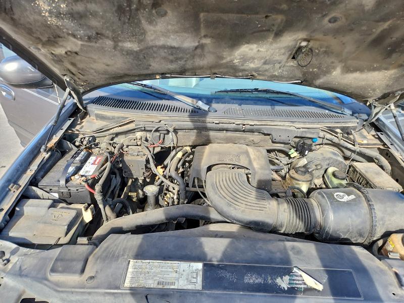Photo 11 from auction – 2003 FORD F150 SUPER with VIN 1FTRW08L63KD05094