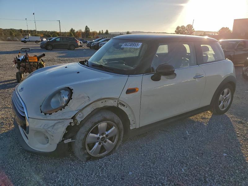 MINI COOPER 2015 with VIN WMWXM5C56FT939116 - Photo from auction