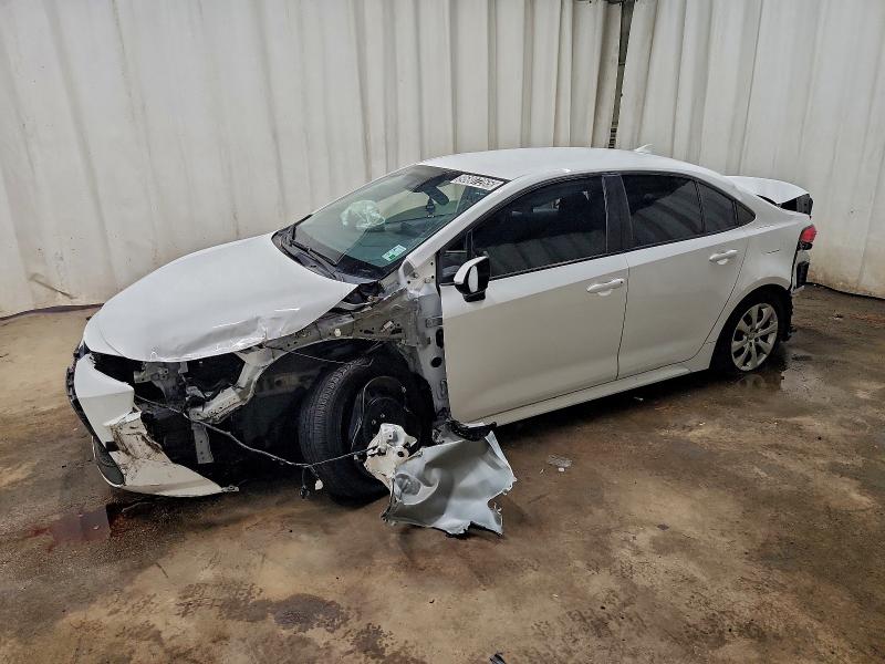 Photo 1 from auction – 2022 TOYOTA COROLLA LE with VIN 5YFEPMAE4NP372375