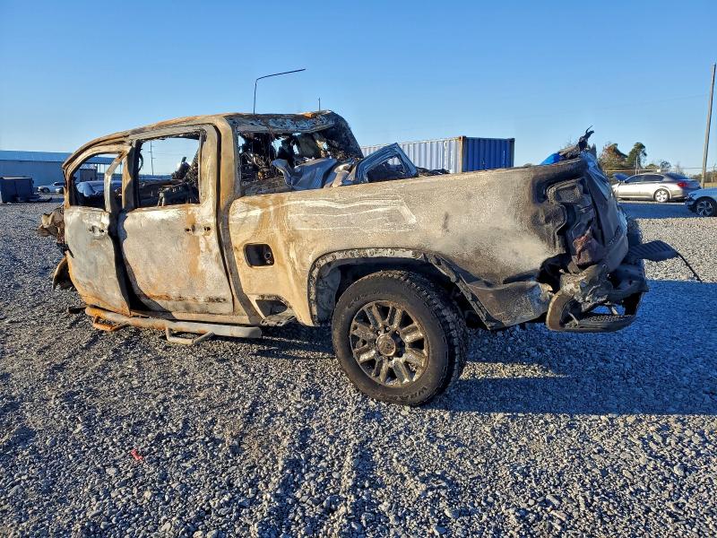 Photo 2 from auction – 2025 CHEVROLET SILVERADO with VIN 2GC4KRE79S1195481