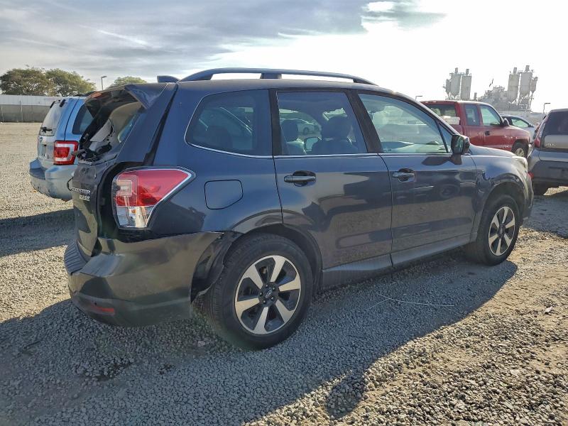 Photo 3 from auction – 2017 SUBARU FORESTER 2 with VIN JF2SJARC8HH585563