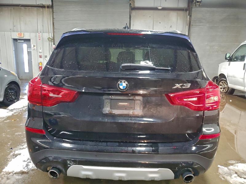 Photo 6 from auction – 2018 BMW X3 XDRIVE3 with VIN 5UXTR9C51JLD61608