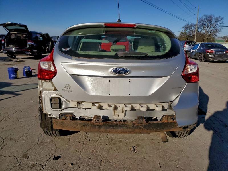 Zdjęcie 6 z aukcji – 2012 FORD FOCUS SEL z VIN 1FAHP3M28CL171762